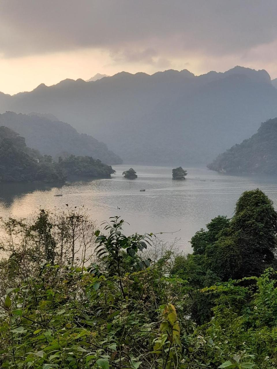 Khach San Vuon Quoc Gia Ba Be Hotel Bac Kan Exterior foto
