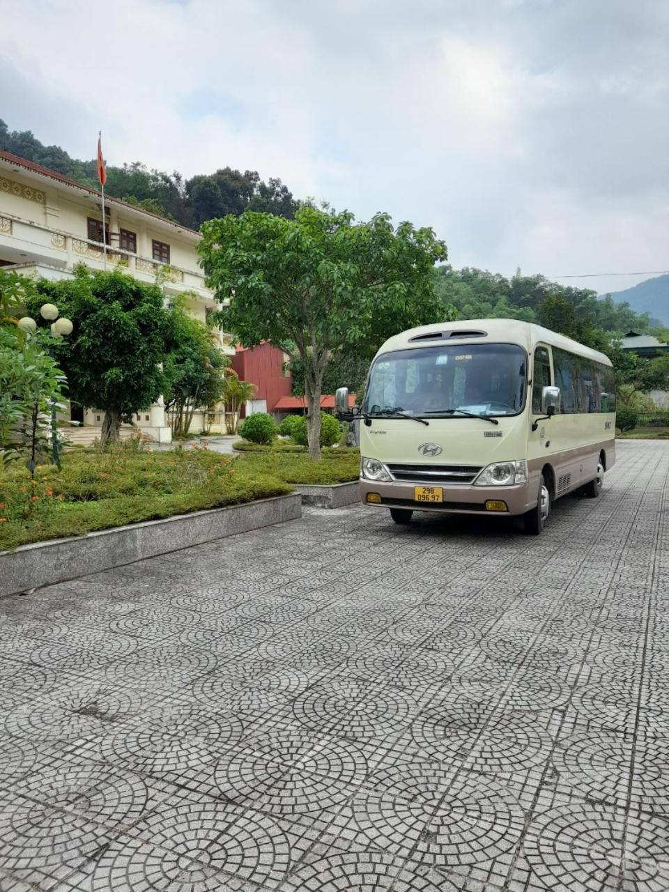 Khach San Vuon Quoc Gia Ba Be Hotel Bac Kan Exterior foto