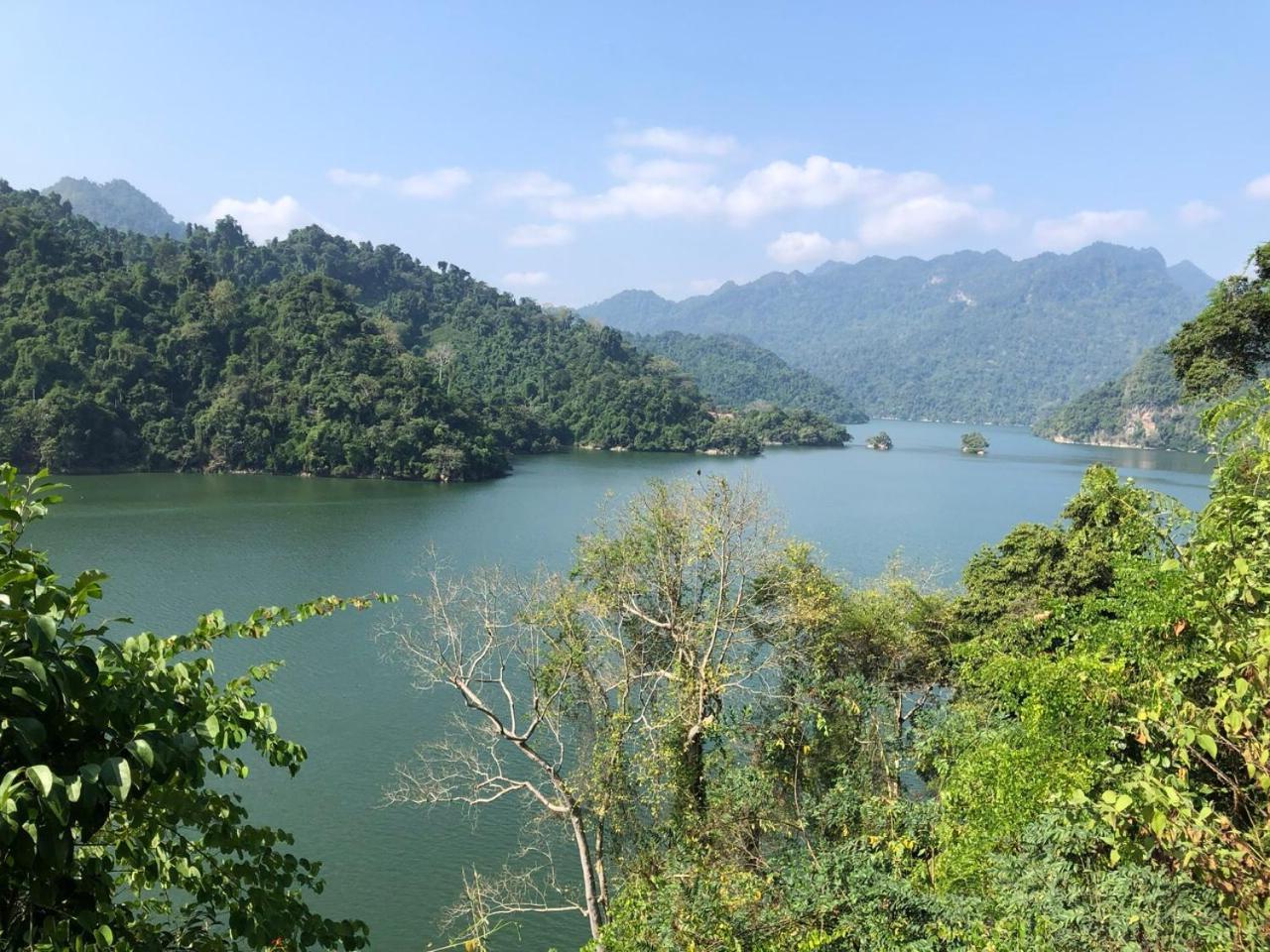 Khach San Vuon Quoc Gia Ba Be Hotel Bac Kan Exterior foto