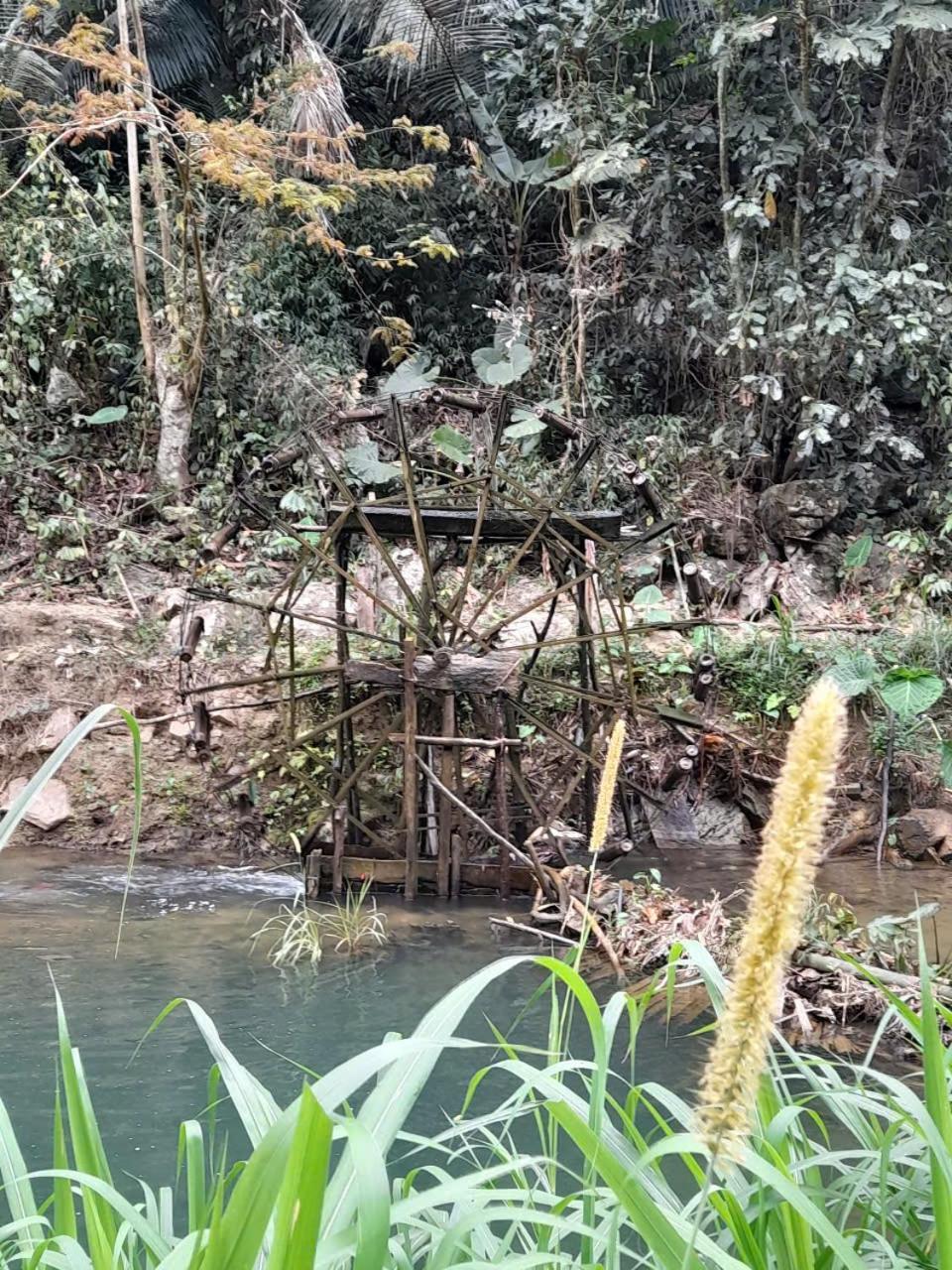 Khach San Vuon Quoc Gia Ba Be Hotel Bac Kan Exterior foto
